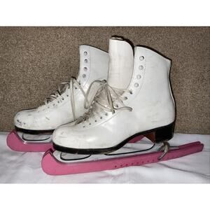 RIEDELL ROYAL WOMENS ICE SKATES SZ 5 JOHN WILSON MAJESTIC SHEFFIELD STEEL BLADES